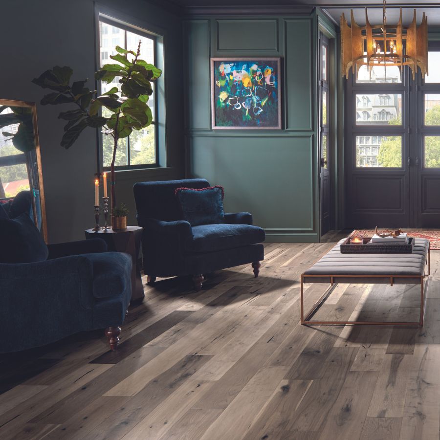 Hardwood floors in a sitting room